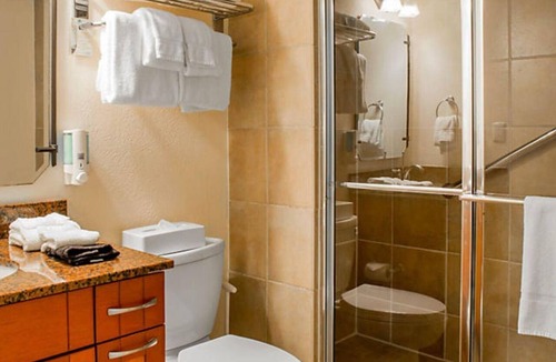 Oranjestad-West Resort | Escape to Paradise at Bluegreen Vacations La Cabana in Aruba- 1 Bedroom