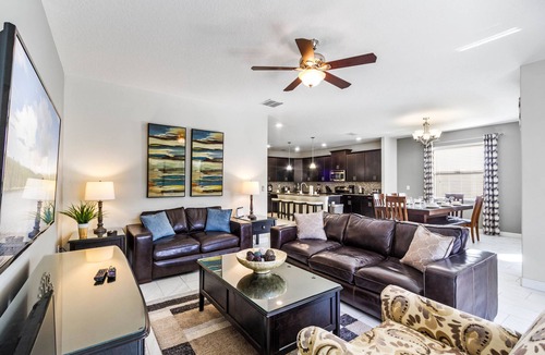 Sunridge Woods House | Exquisite 6 Bed Pool Game Spa Pool Home in Solterra Resort