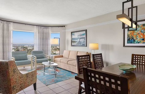 Palm Beach Hotel | Fantastic 1-bedroom hotel with AC in charming Aruba Noord