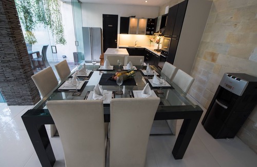 Central Seminyak Villa | Free Rooms! Seminyak Bali Modern Walk to Beach Shopping New and Clean