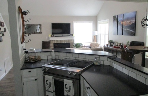 Kalispell House | Great Mid-to-Downtown Location only 30 minuets to Glacier National Park!