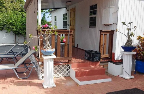 Oranjestad House | Haystack Cozy Cottage near the Haystack in the middle of the island of Aruba