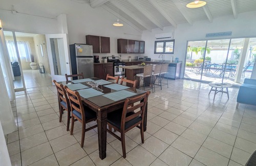 Palm Beach Villa | Huge Villa! Walk to Beach, Casinos, and Restaurants. Private Pool & Swim-up Bar.