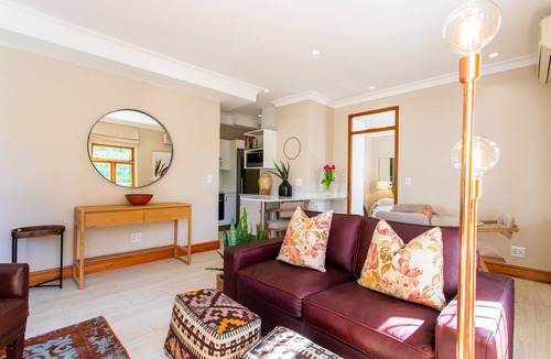 Stellenbosch Central Apartment | Koetsiershuis