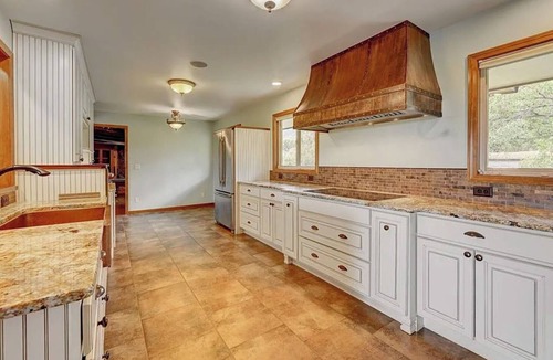Manitou Springs Villa | Manitou Villa w/SUV included, a concierge mountain adventure, and retreat