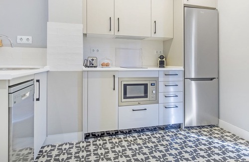 El Viso Apartment | MARIA DE MOLINA III - One Bedroom Apartment, Sleeps 2