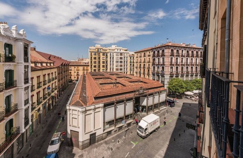 Palacio Apartment | MAYOR SQUARE by MONARO*