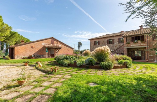 Castiglione del Lago Apartment | Nice apartment in Castiglione del Lago