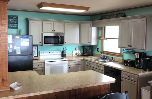 South Nags Head House | OBX Life I. Wake to Ocean front Sunrises, Walk to the Pier, Private Pool