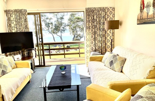 Snells Beach Apartment | ON THE BEACH at SNELLS BEACH