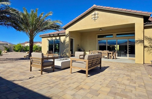 Rancho Mirage Villa | Paradise Island: Luxury Villa with Panoramic Views and Clubhouse Access.managed by Greenday!