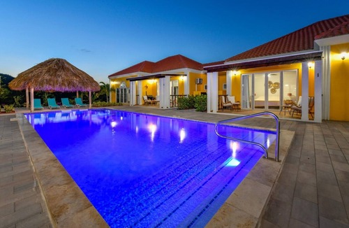 Santa Cruz Apartment | Picaron Villas