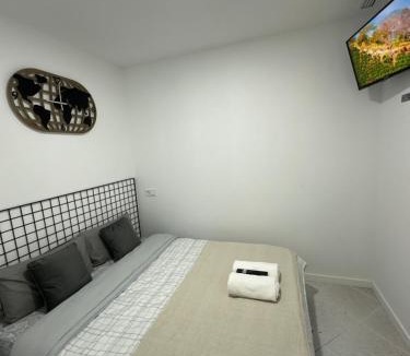 San Diego Hostel | Rooms Mediavilla