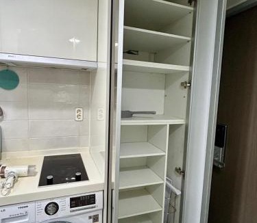 Samgong-ri Apartment | SP Perfect studio in front of Sillim Station 4min, Dorimcheon