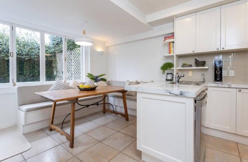 Parnell Villa | Spacious & beautifully appointed Parnell Villa with amazing city views