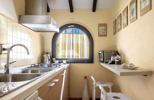 Pienza Villa | Stunning private villa with A/C, WIFI, TV, veranda and pets allowed, close to Montepulciano