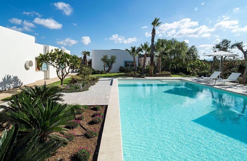Nubia Villa | Stunning private villa for 14 guests with A/C, WIFI, private pool, TV, patio and panoramic view