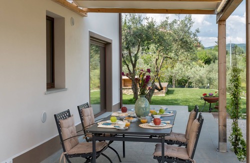Pieve al Bagnoro Villa | Terrazza sulla Valle 4+2, Emma Villas