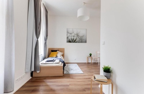 Lisbon Old Town House | Treeway Hotel