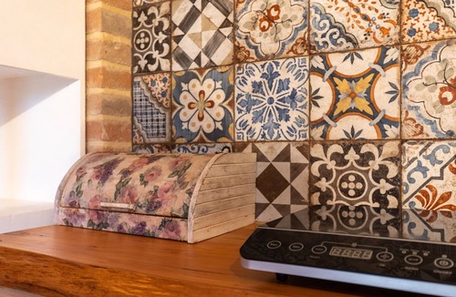 Borgatello House | Vacation Home "Casa di Campagna" with Private Terrace & Wi-Fi