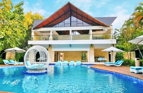 Central Seminyak Villa | Villa 3 BR Central Seminyak mins to Beach