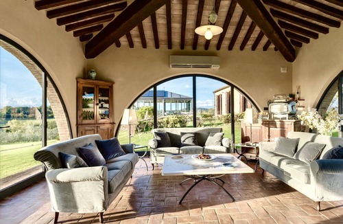 Montepulciano Villa | VILLA ALTERA - Six Bedroom Villa, Sleeps 12