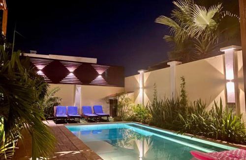 Palm Beach Villa | Villa and Pool walk to Palm Beach ideal for GROUPS