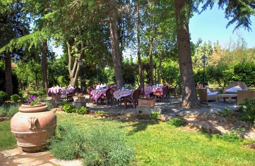 Cortona Villa | VILLA CORTONESE - Fifteen Bedroom Villa, Sleeps 34