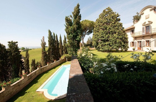 Castelfiorentino Villa | Villa with private pool, WIFI, hot tub, A/C, patio, panoramic view, close to San Gimignano