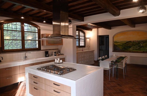Certaldo Villa | Wonderful private villa with hot tub, private pool, A/C, WIFI, TV, patio, close to San Gimignano