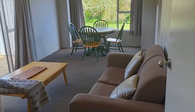 1970's Retro style 2 bed unit