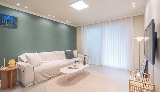 3 minutes from Hapjeong Station, 3-room independent family villa(osondoson stay)