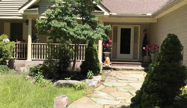 6 BDRM BEAUTIFUL HOME ON ONE FLOOR "LIONS DEN" -Big Boulder,Camelback,Jack Frost