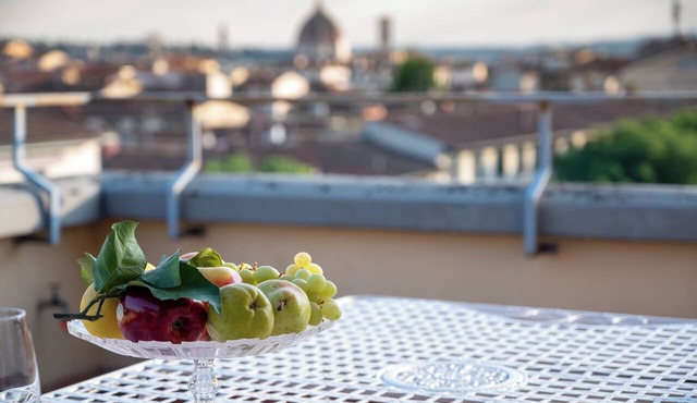 Adelaide Penthouse - Rooftop Terrace & View of the Cathedral in Firenze