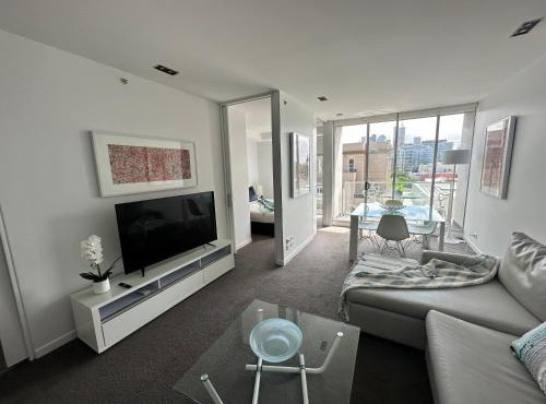 Adele Apartment Hotel East Melbourne