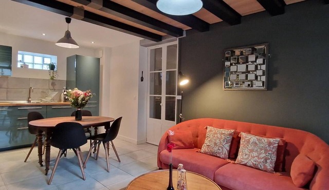 Aliénor-Apartment-Family-Terrace-Ensuite with Bath