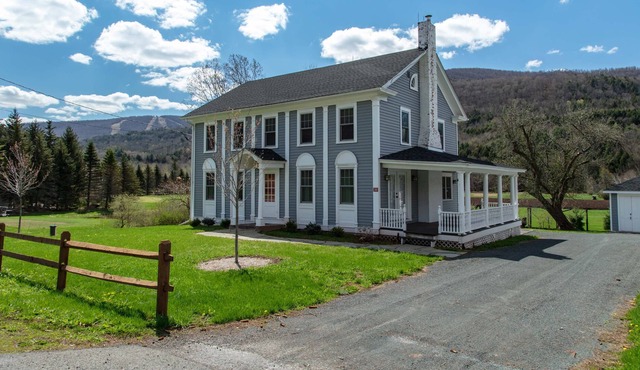 Amazing 4 BR Villa on Windham in Windham