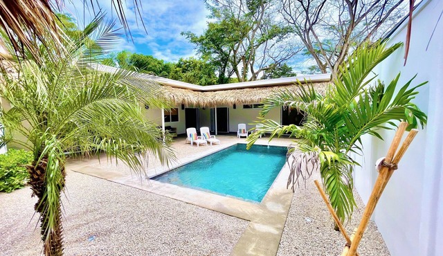 Amazing new modern house close to the beach