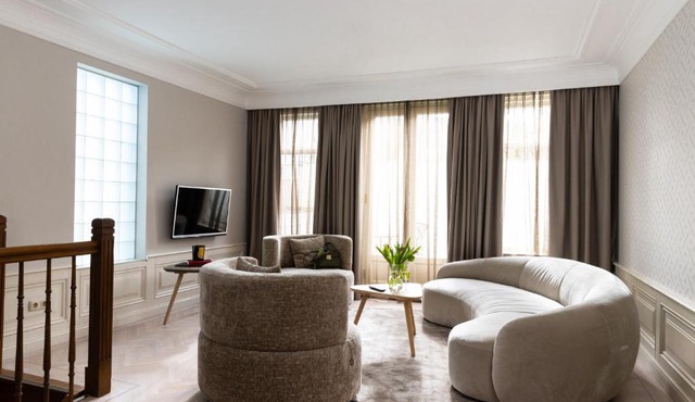 Amsterdam Canal Suites in Amsterdam