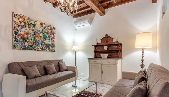 Apartment 'Irene and Elena House - Florence' with Wi-Fi and Air Conditioning