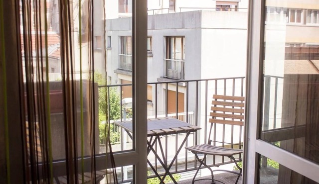 Appartement Lumineux : Mairie des Lilas
