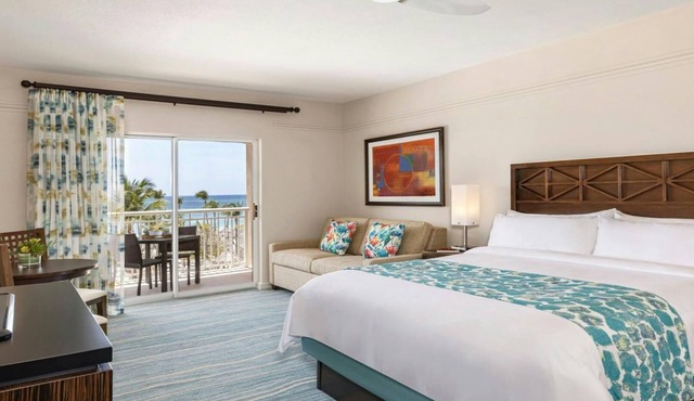 Aruba Surf Club Studio—Beachfront Resort with Lazy River, Pools, and Palm Beach