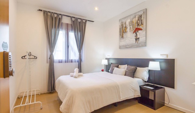 AYZ Javier Cabrini - Auto check-in property