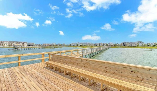 Beach Access & Dock, Gated, First Floor, Pool in Murrells Inlet