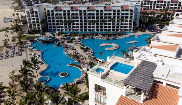 Beachfront 2-level Penthouse with Private Pool