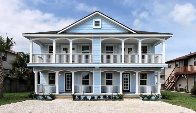 Beautiful Beachside Villas Ocean View ! Family and Pet Friendly ! in St Augustine