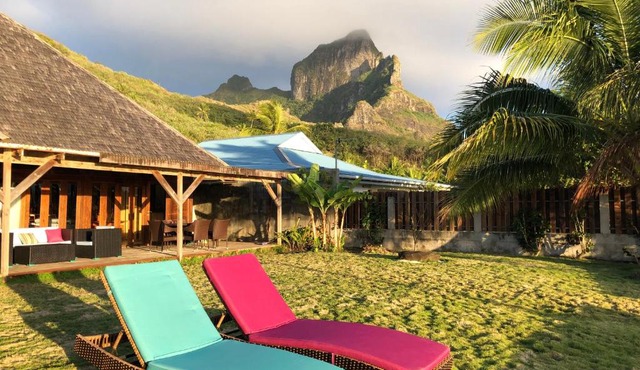 Bora Bora waterfront sunrise villa