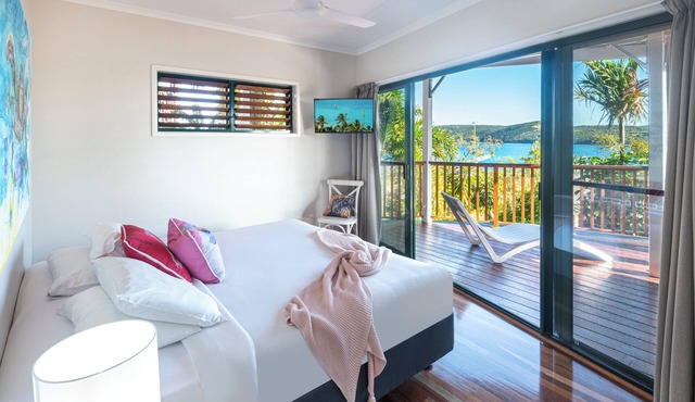 Casuarina 16 - Your Ultimate Hamilton Island Retreat!