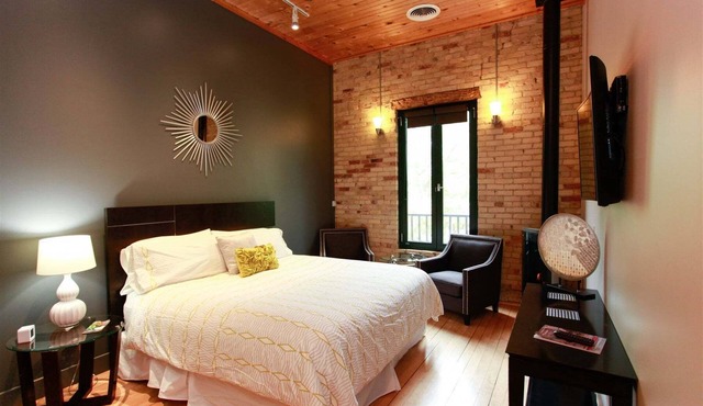 Charming 1-bedroom Milano Suite in Saugatuck, perfect for couples!