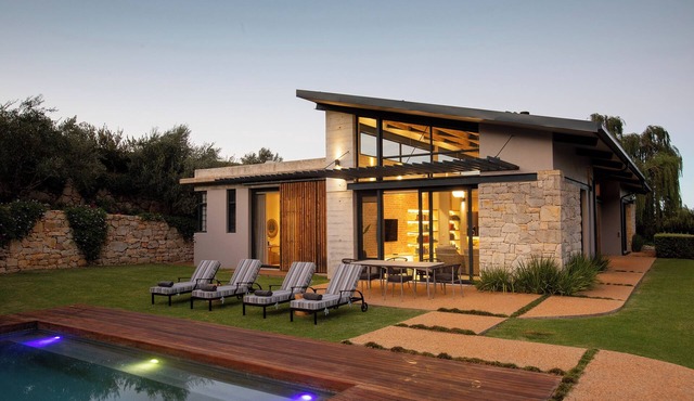 Charming 2-bed Garden Villa in the brilliant Taaibosch Collection with WiFi, AC